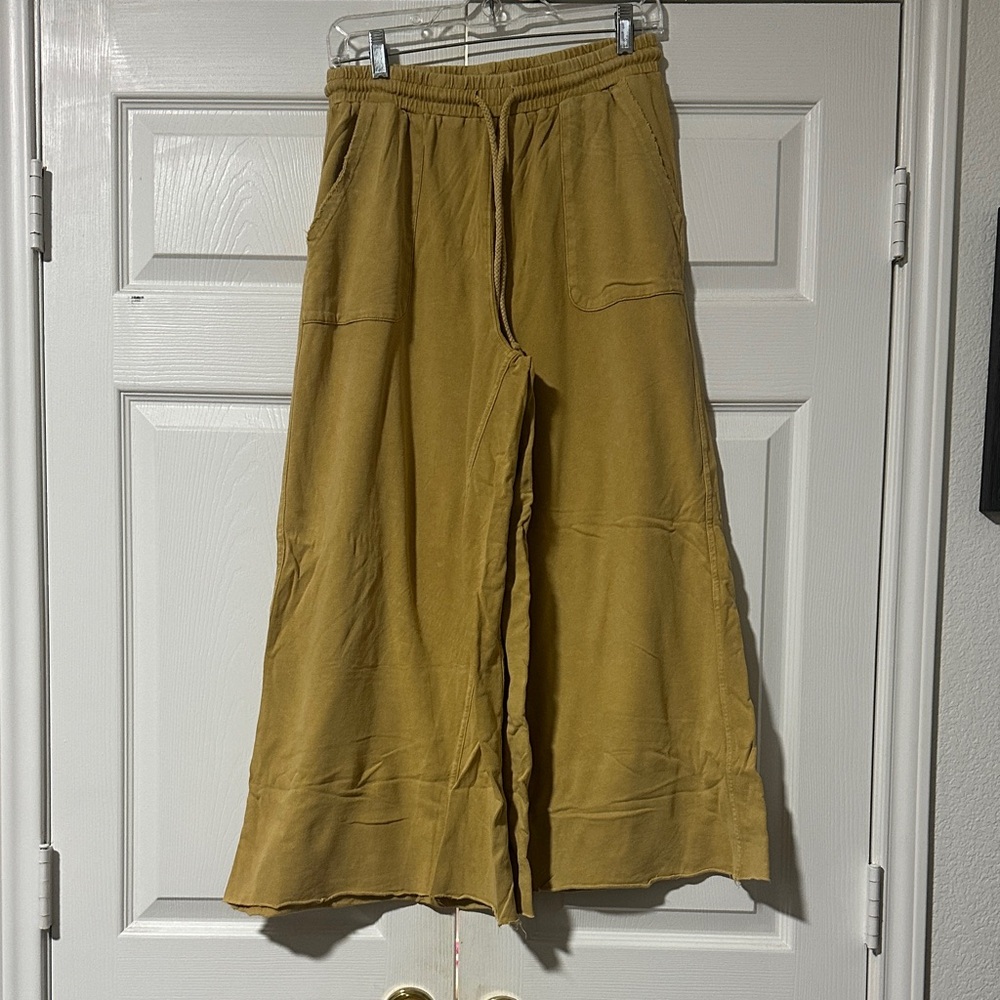Easel Mustard Wide-Leg Pants